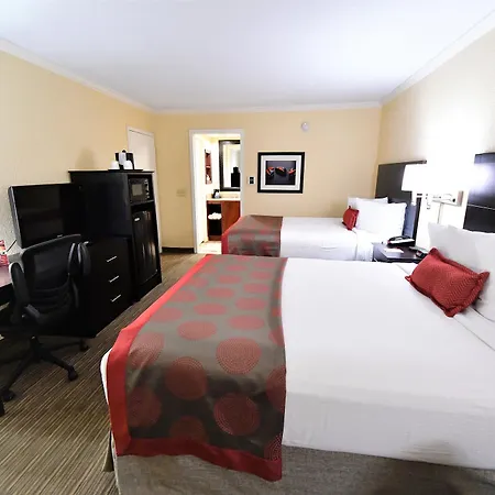 Ramada By Wyndham Jacksonville Hotel & Conference Center Exterior photo